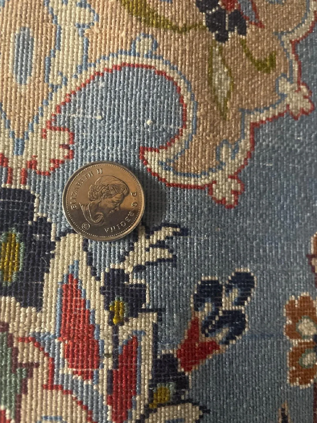 Persian Silk Rug image indicator(3)