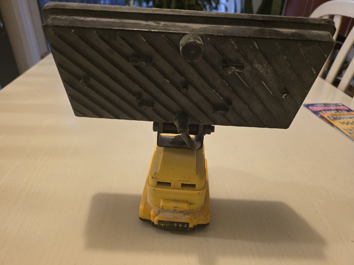 DeWalt 20V MAX LED Work Light - photo 3