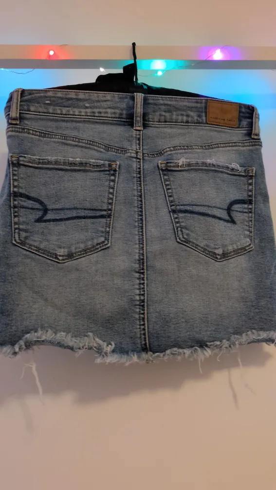 American Eagle Denim Mini Skirt - Size 2 image indicator(2)