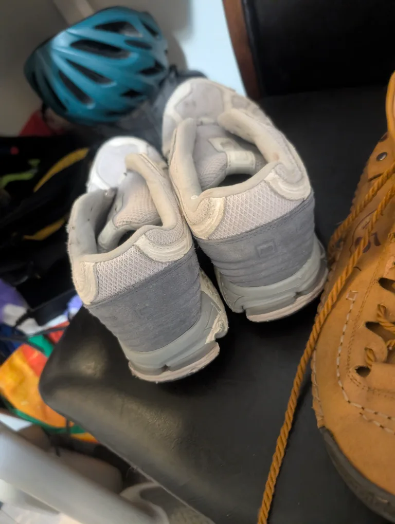 New Balance 1906R Grey Sneakers thumbnail