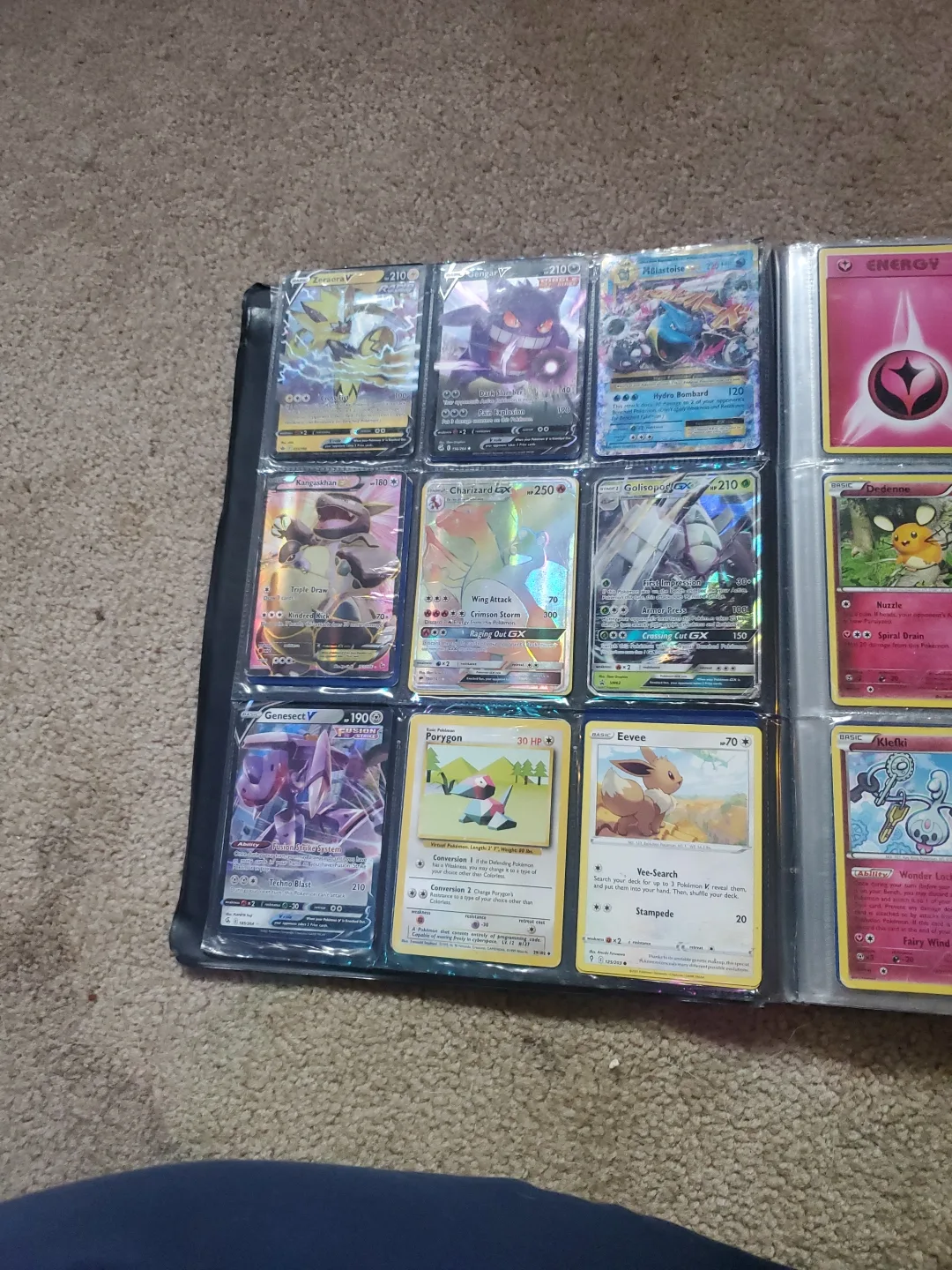 Pokemon Trading Card Collection Binder image indicator(3)