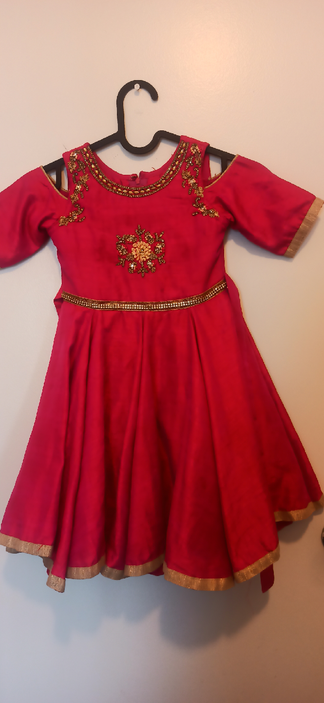 hot pink Embroidered Girls Dress. 3-5yrs - photo 3