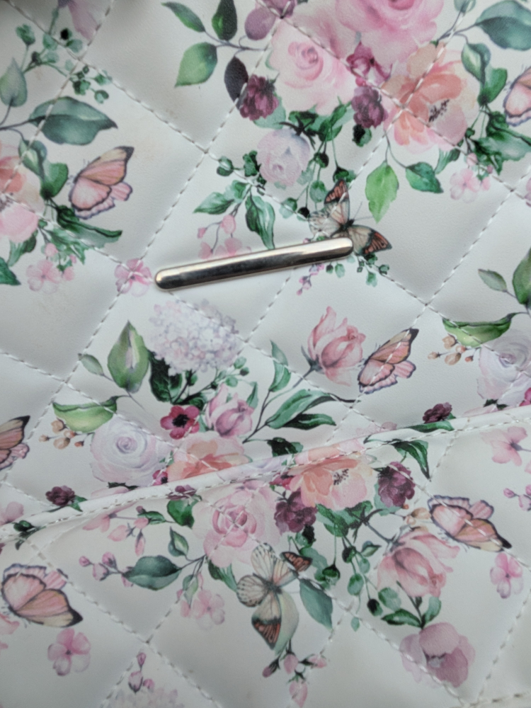 White floral knapsack - photo 3