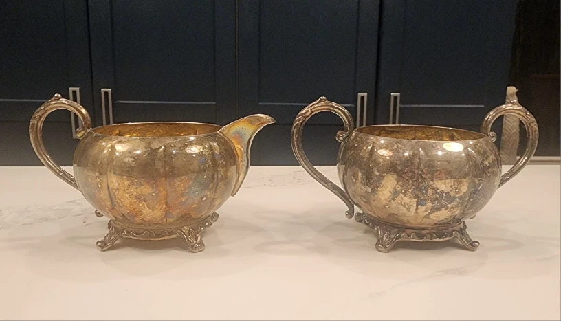 Vintage Creamer & Sugar Bowl Set - photo 2