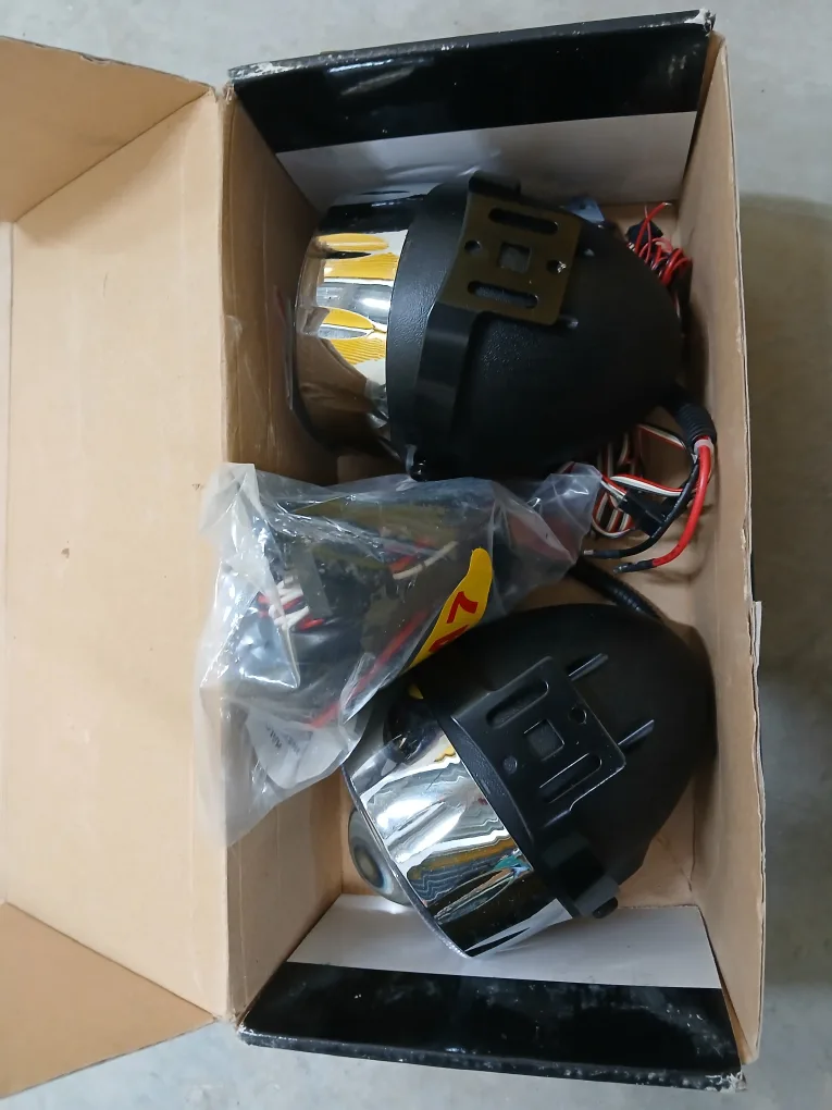 SATUGA LED GLO 7 Color Angel Eyes Fog Lamp image indicator(7)