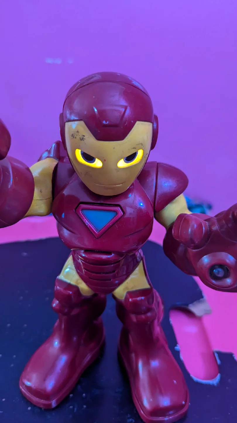 Marvel Super Hero Squad Iron Man Action Figure image indicator(5)