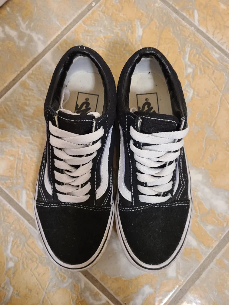 Vans Old Skool Black Sneakers thumbnail