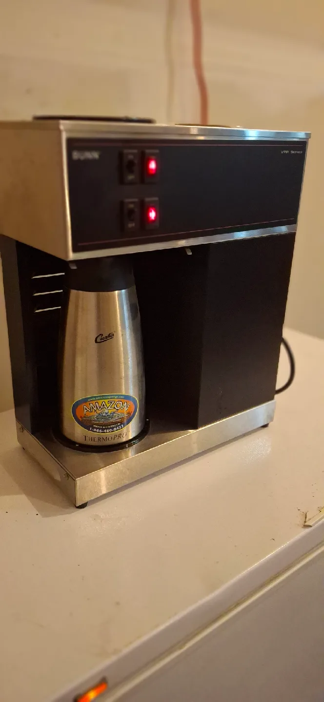 Bunn VPR Series Coffee Maker and extras thumbnail