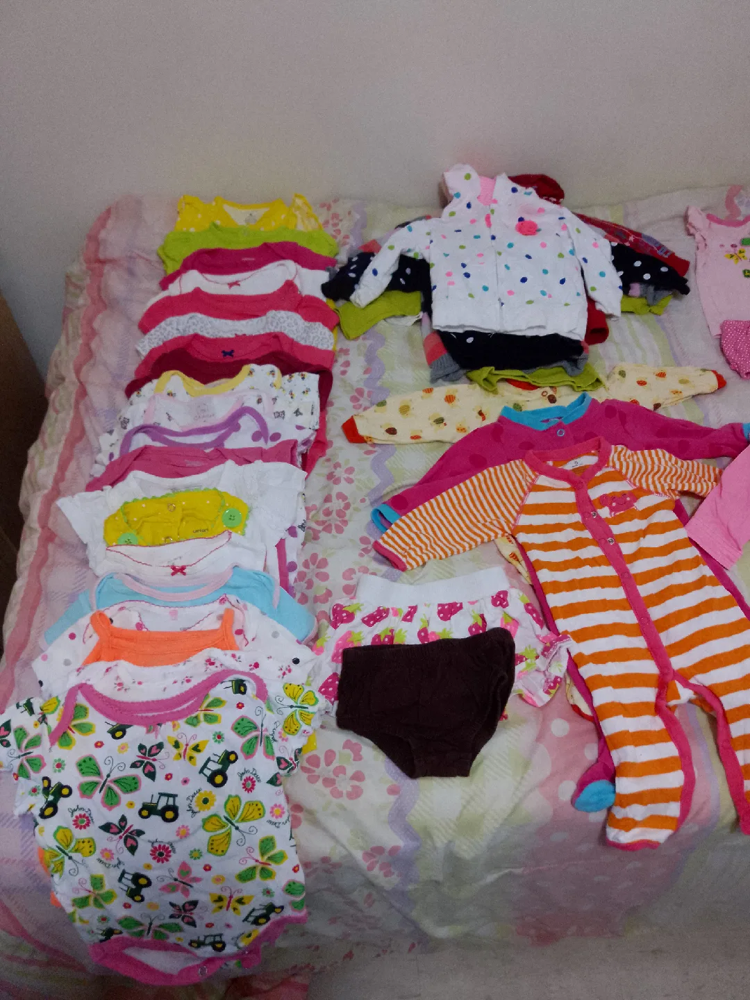 Mixed Baby Clothes Bundle - 6M image indicator(2)