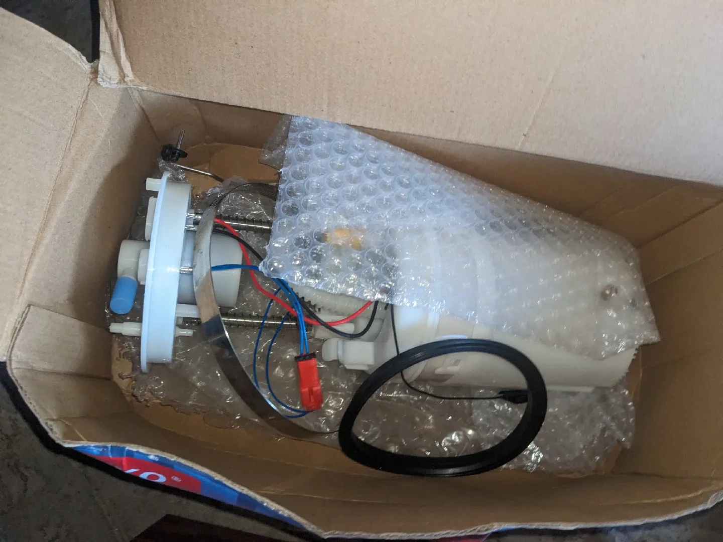 DEKO Fuel Pump - New in Box image indicator(2)