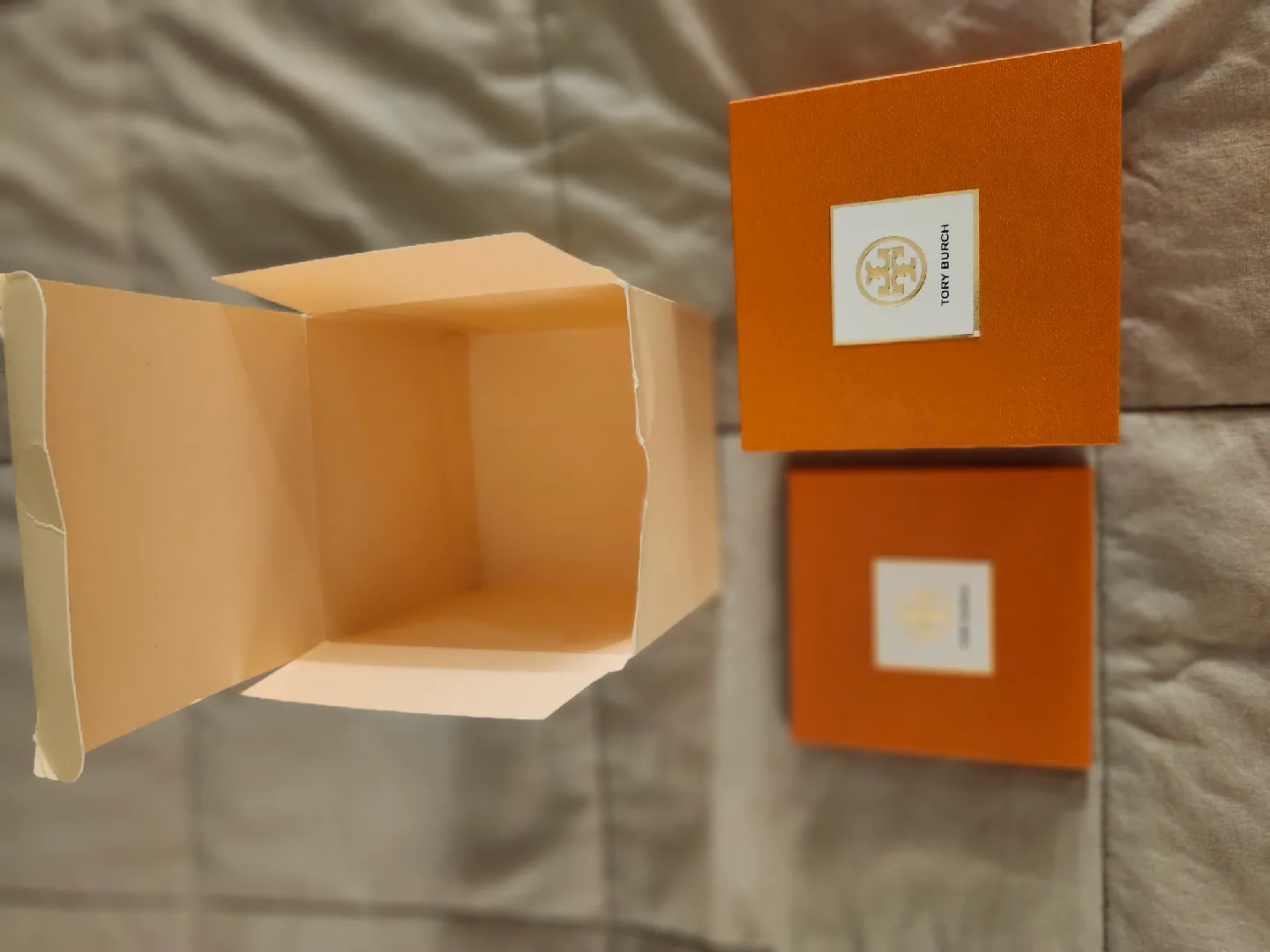 NEW WITH TAGS - Tory Burch - Ladies Bangle Watch image indicator(4)