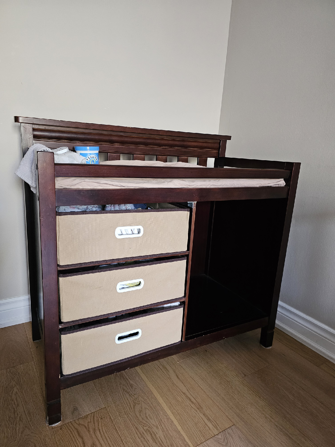 🤎 Baby Changing Table with Drawers