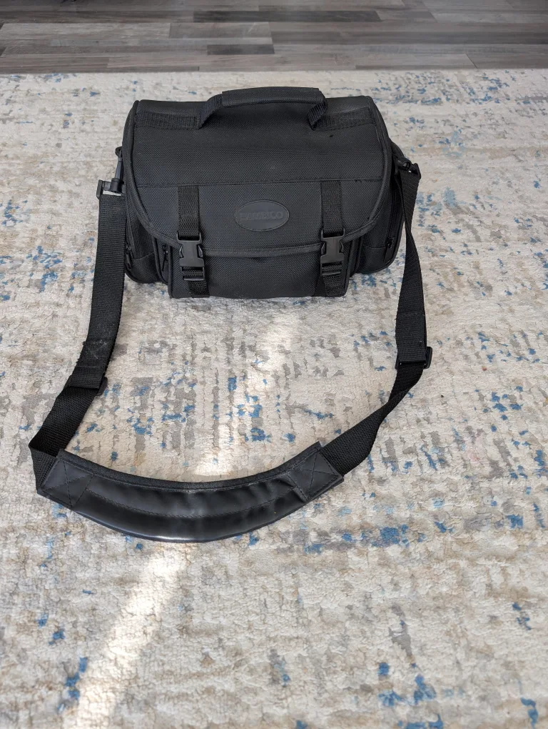 Hitachi VM-E565LA Digital Video Camera image indicator(8)