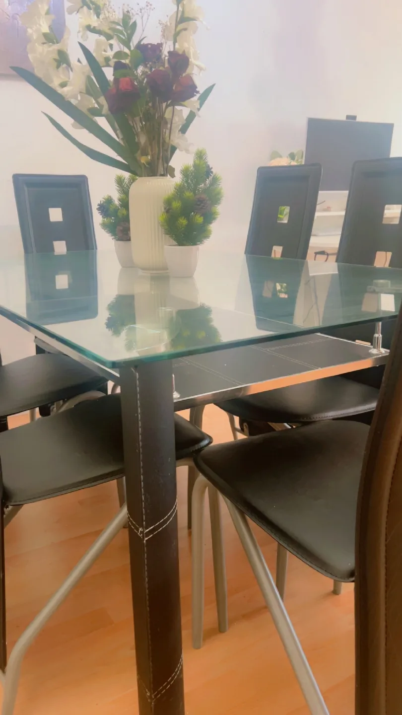 Glass Dining Table with 6 Chairs image indicator(2)