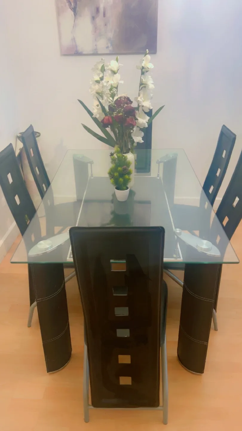 Glass Dining Table with 6 Chairs image indicator(5)