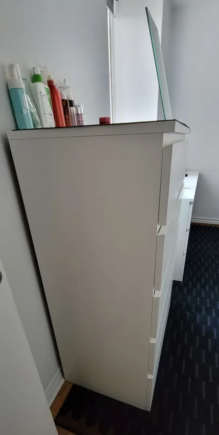 White IKEA Malm 6 Drawer Chest Dresser image indicator(3)