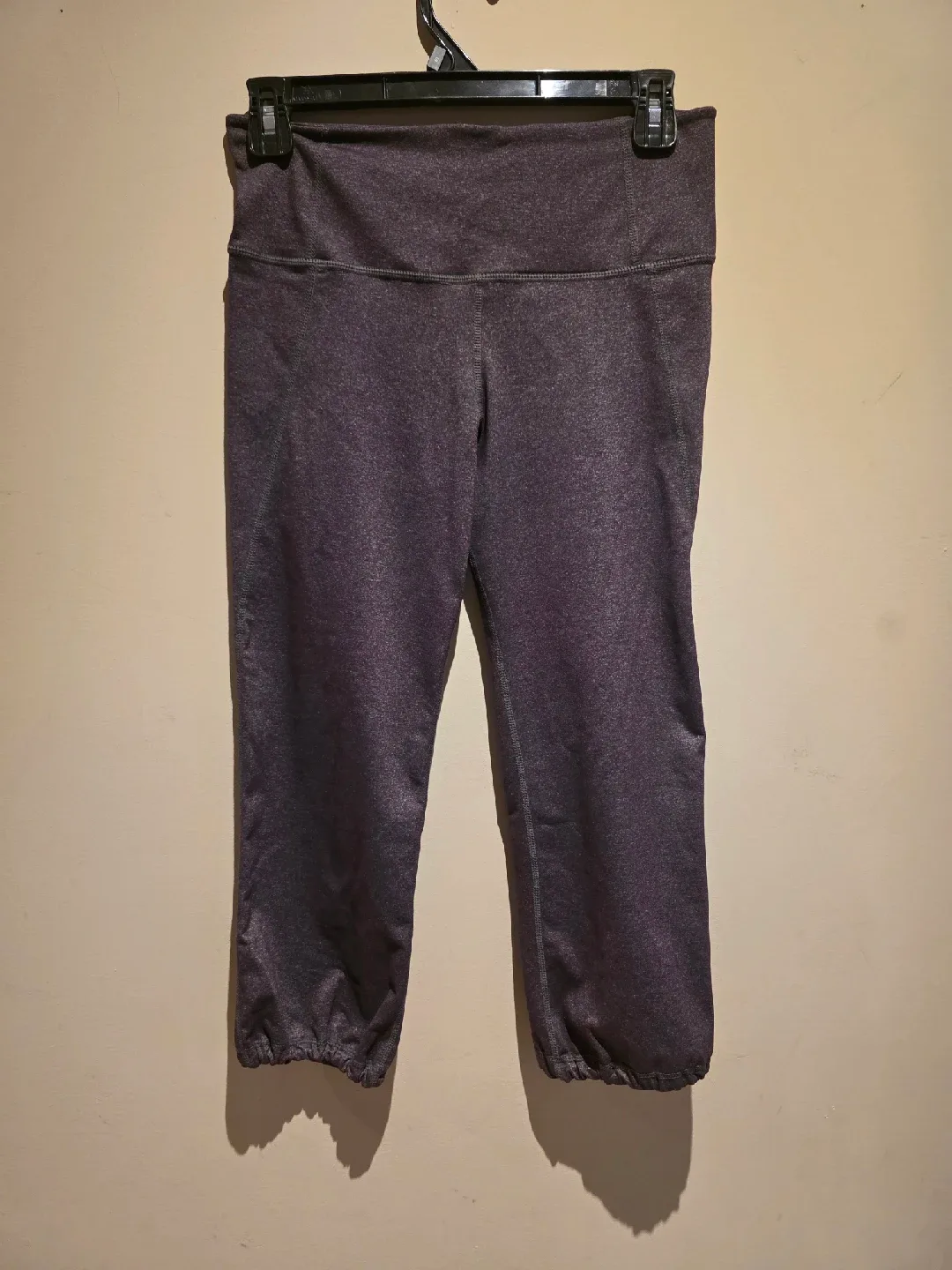 Lululemon Purple Crop Leggings, Size 6 thumbnail