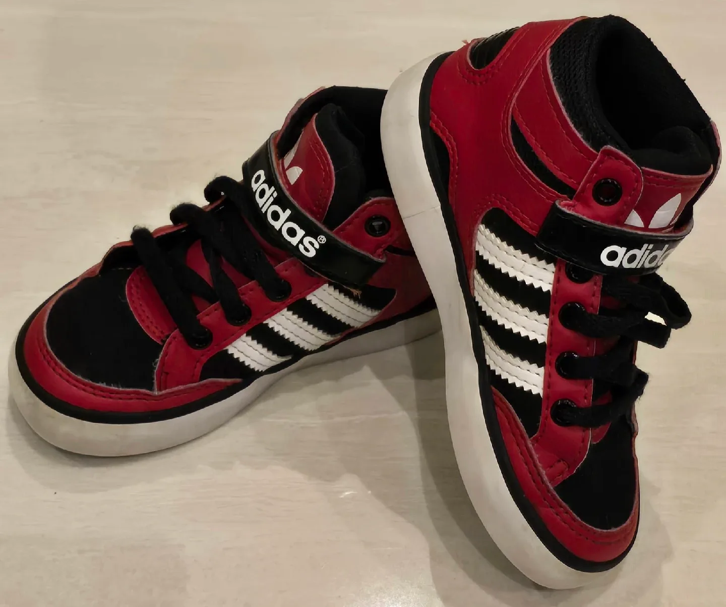 Adidas Kids Red & Black High-Top Sneakers! Size 7 image indicator(2)