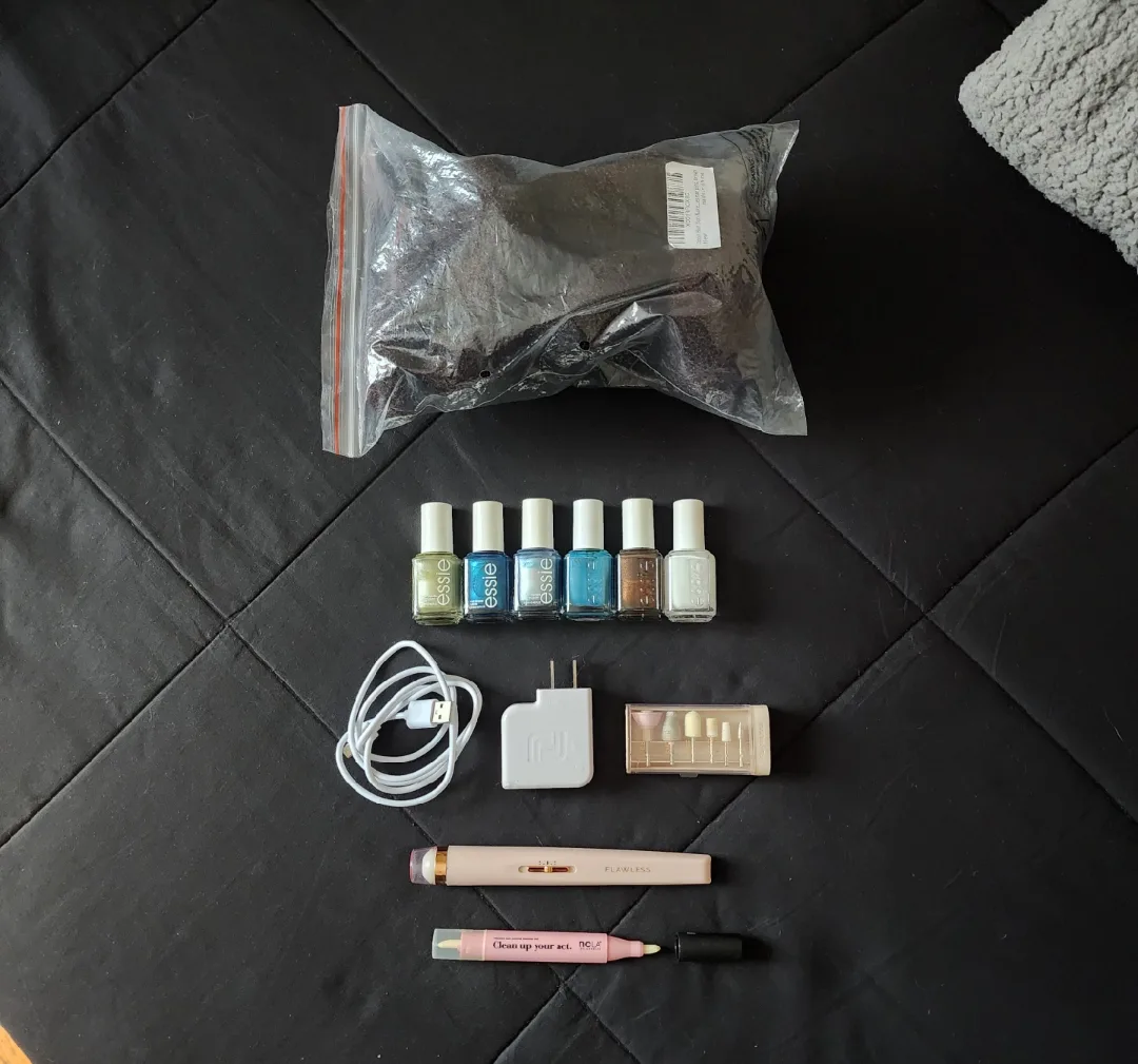 Hair Donut Bun Maker Set + Essie Nail Polish & Flawless Nail Kit image indicator(8)