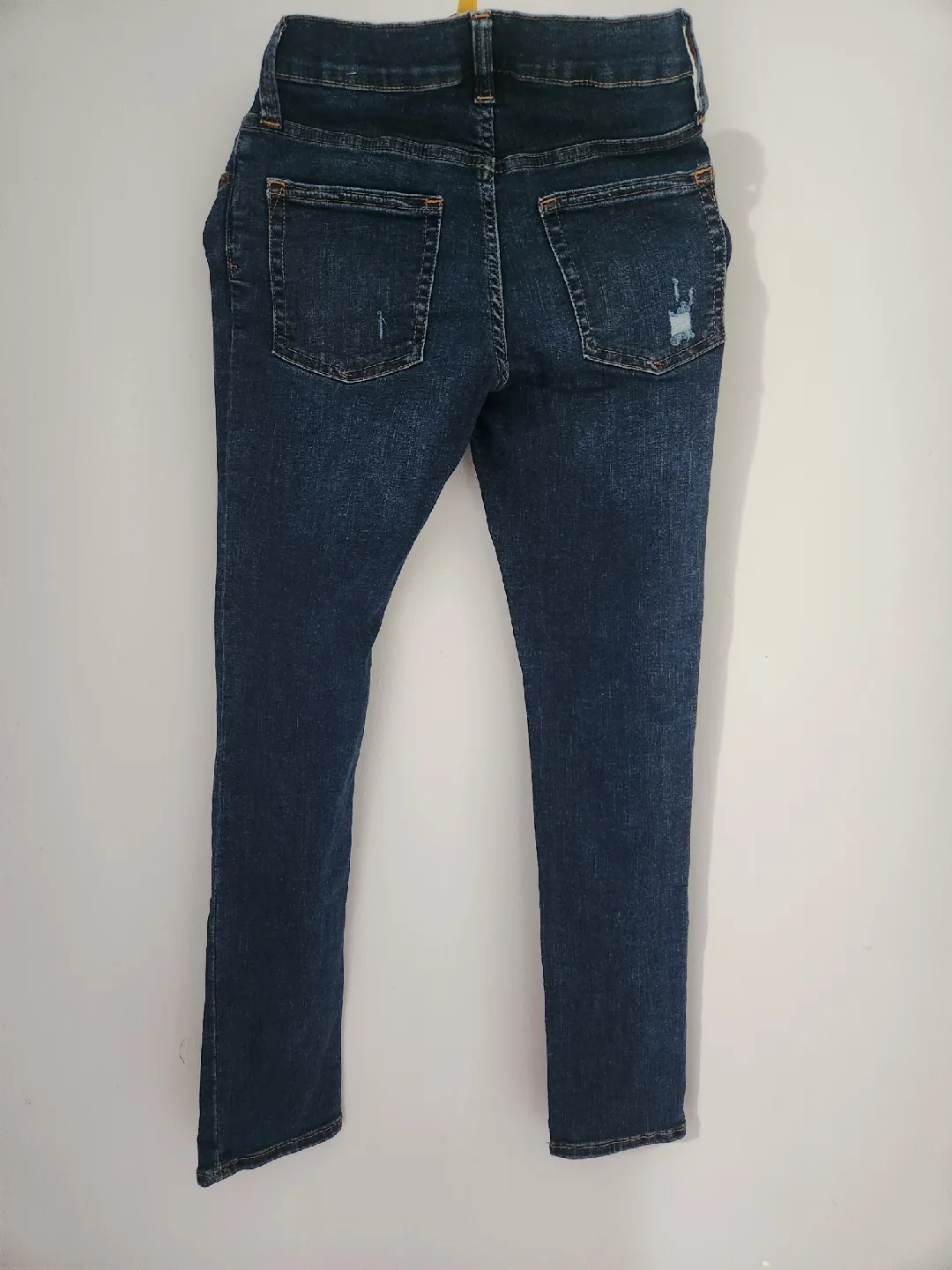 GAP Denim Stretch Skinny for boys. Size 12 image indicator(2)