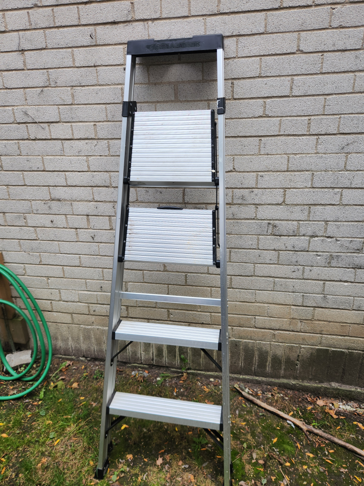 Gorilla Hybrid Step Ladder