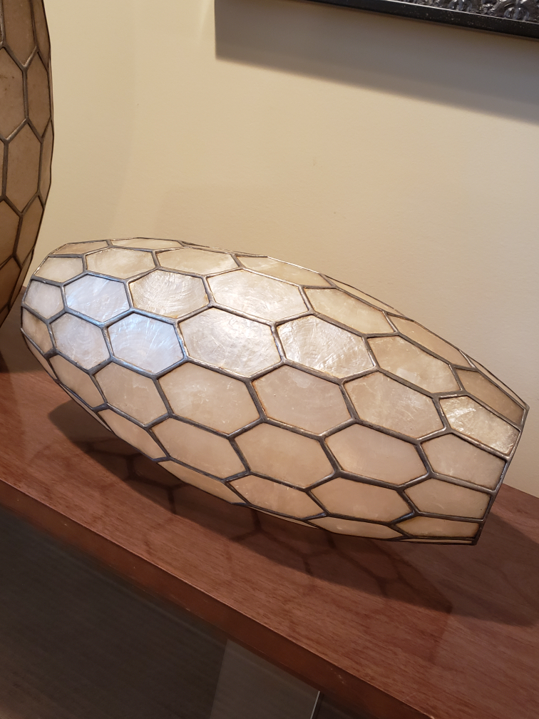 CAPZI LAMP SHADE, WHAT A FANTASTIC FIND. - photo 3