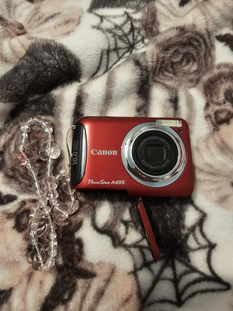 Canon PowerShot A495 Digital Camera - Red - photo 3