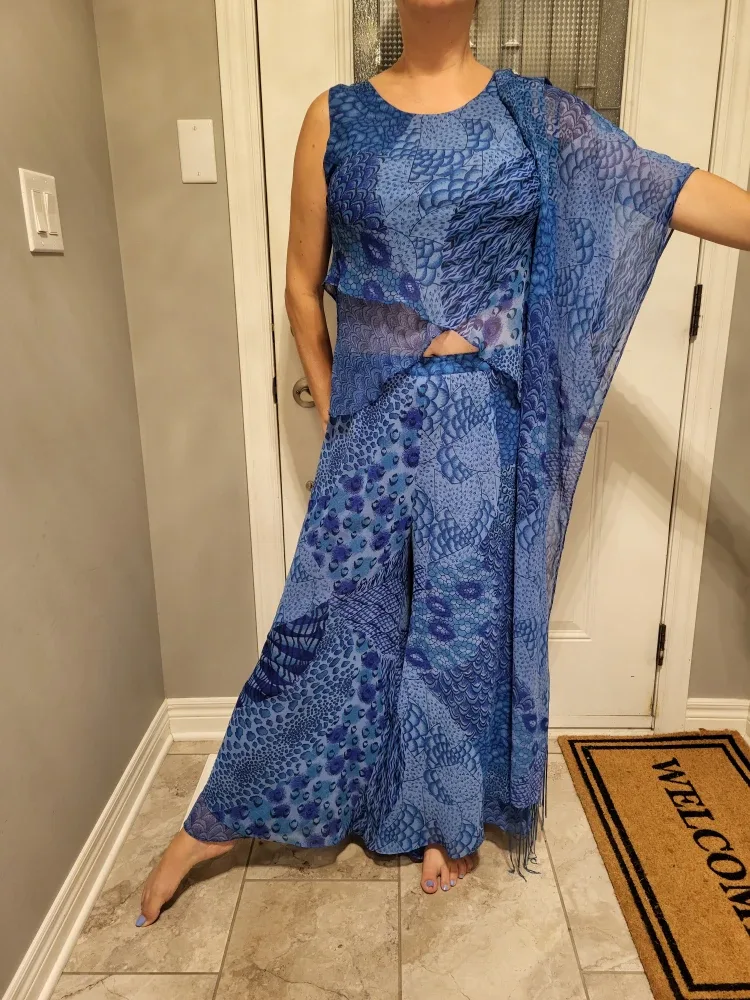 Blue Patterned 3-Piece Set image indicator(2)