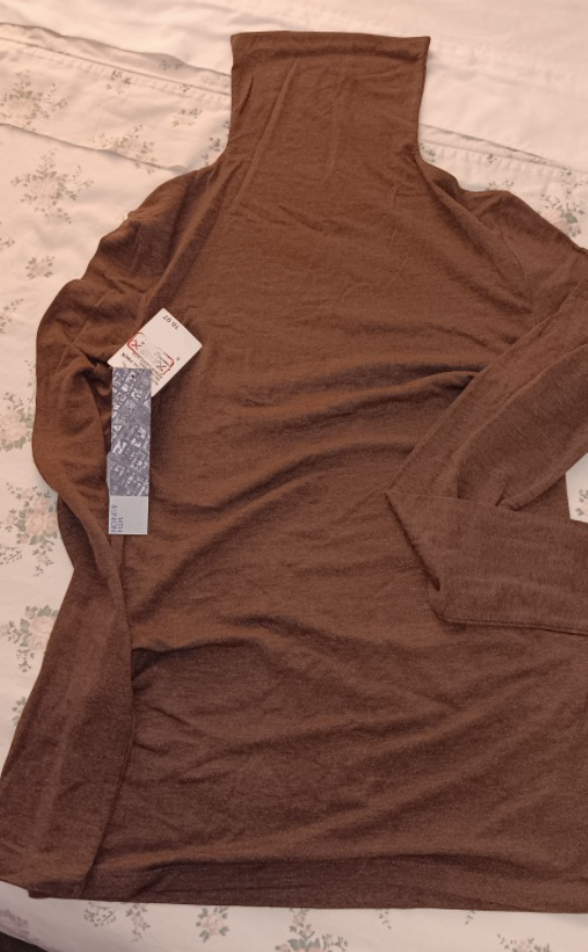 Cocoa Brown Long Sleeve Top - Size S (new) - photo 2