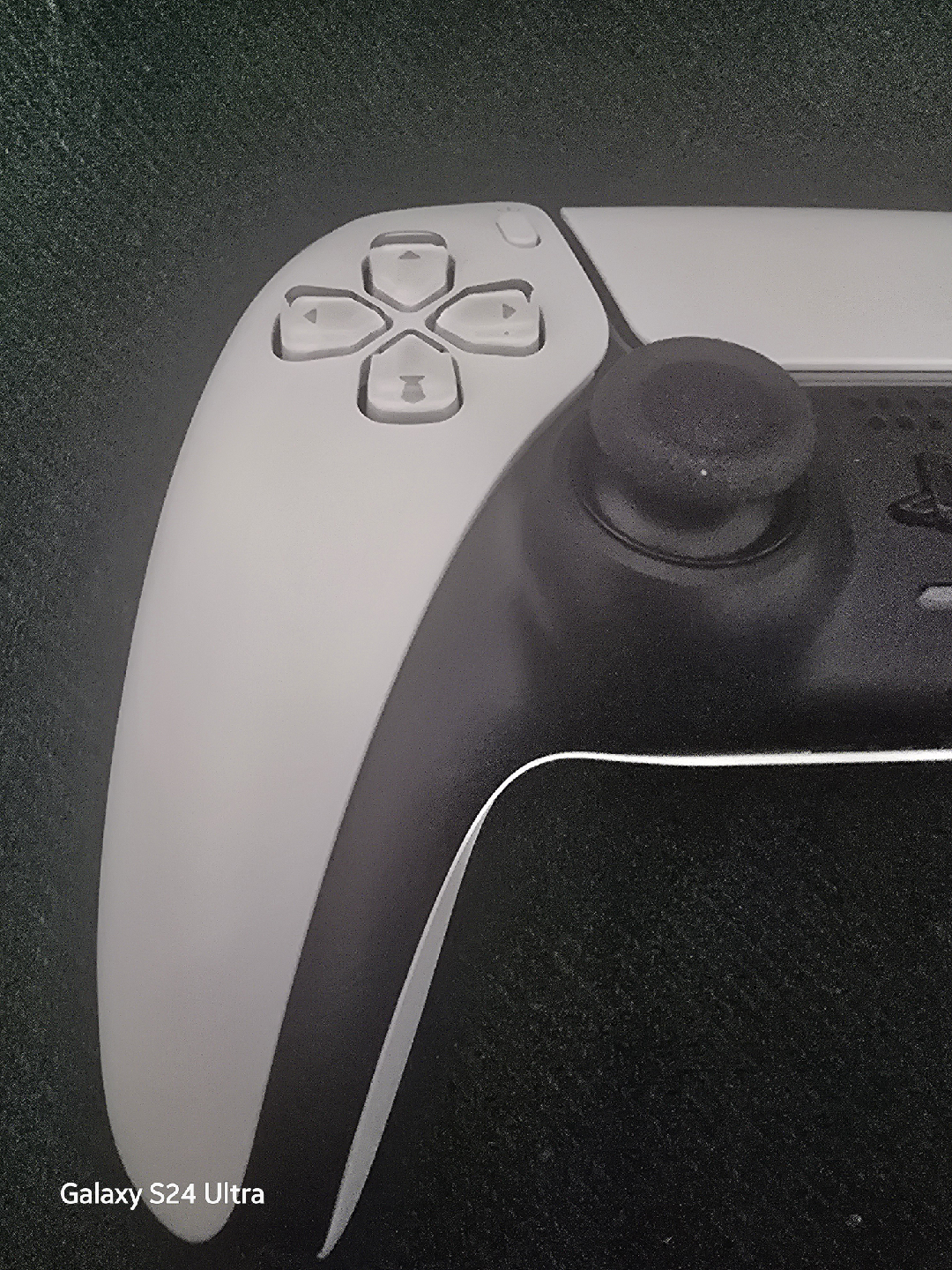 PlayStation 5 DualSense Wireless Controller - White - photo 3
