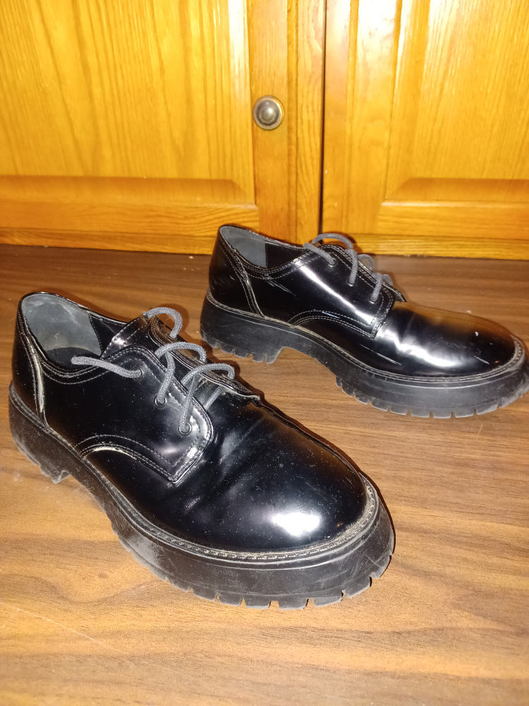 Black Platform Oxford Shoes, Size 9 - photo 2
