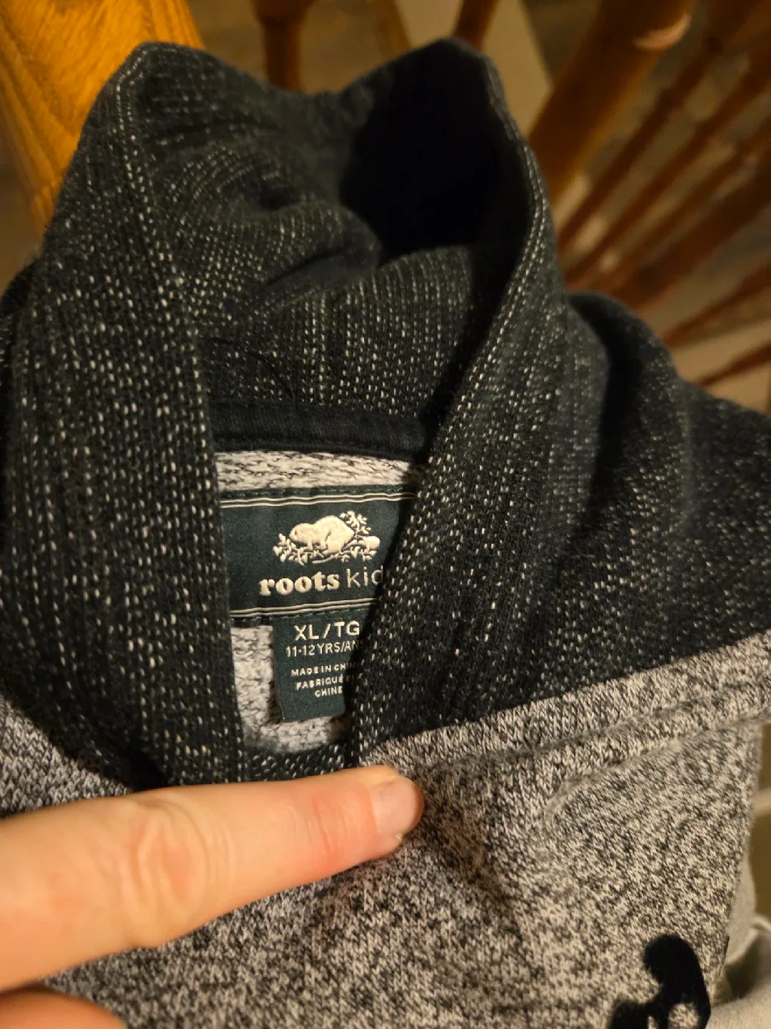 Roots Kids Hoodie - XL (11-12 Yrs) image indicator(4)