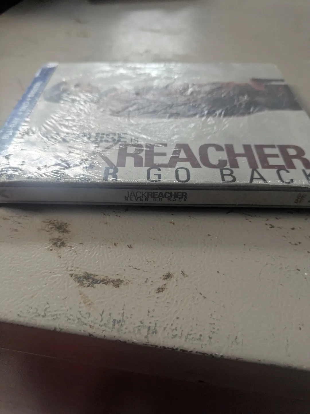 Jack Reacher: Never Go Back (Blu-ray + DVD + Digital) image indicator(3)