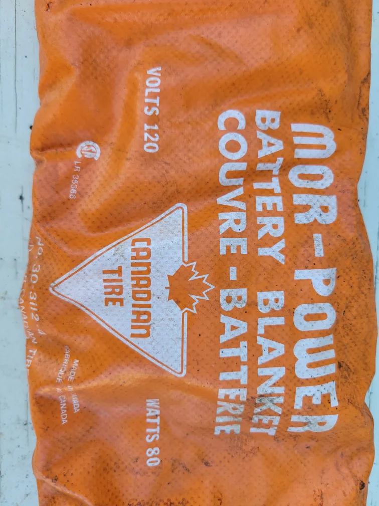 Canadian Tire Mor-Power Battery Blanket image indicator(3)
