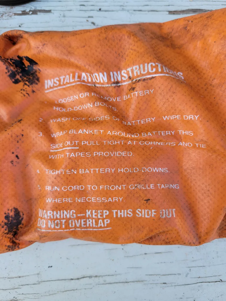 Canadian Tire Mor-Power Battery Blanket image indicator(4)