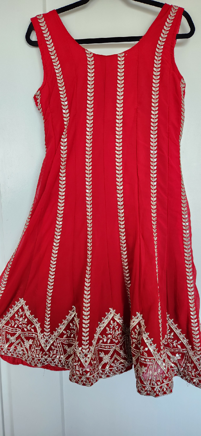 **BRAND NEW- Red Mirror Work Embroidered Indian Outfit** - photo 2