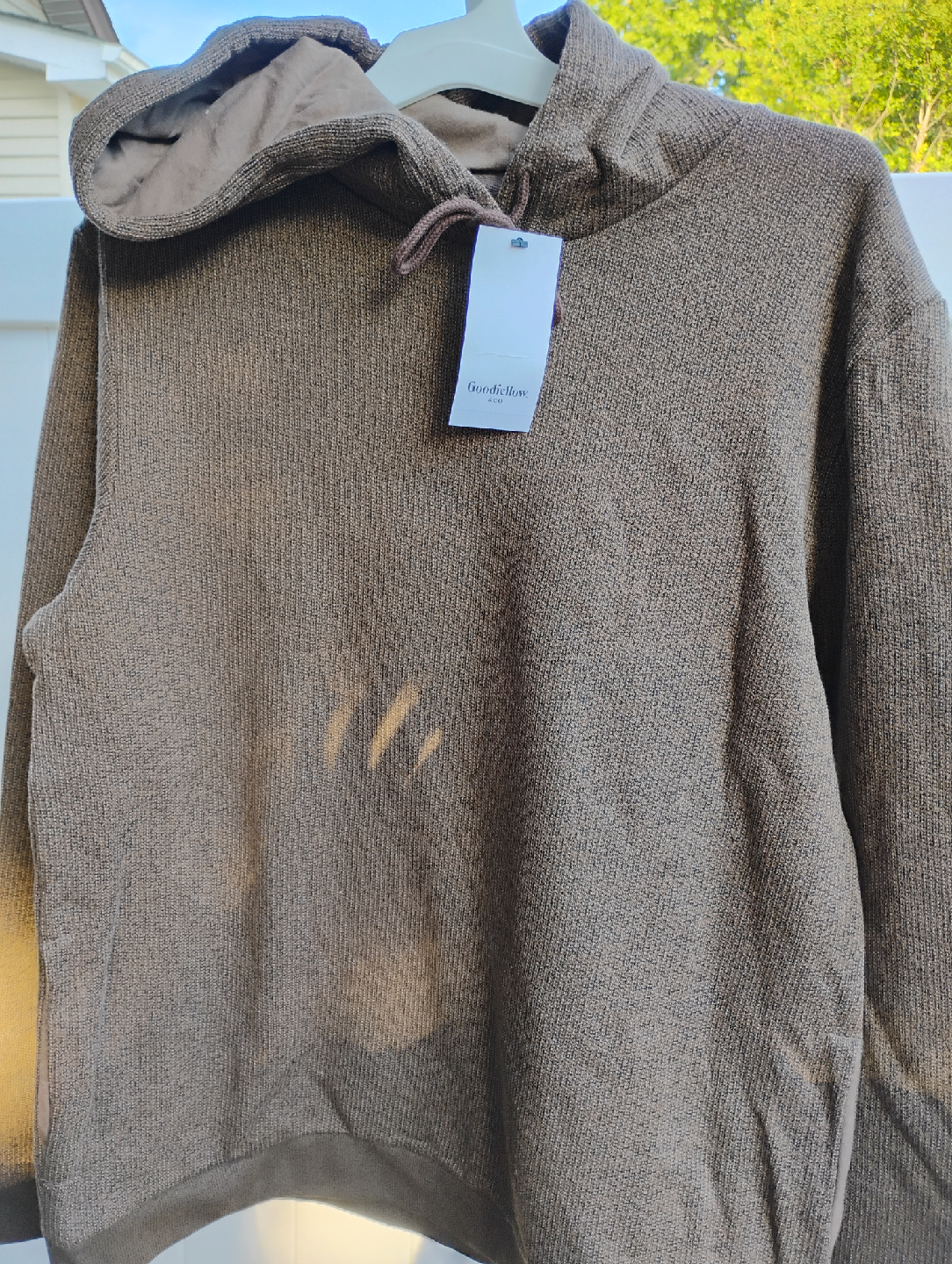 new with tags Mens L Hooded sweatshirt