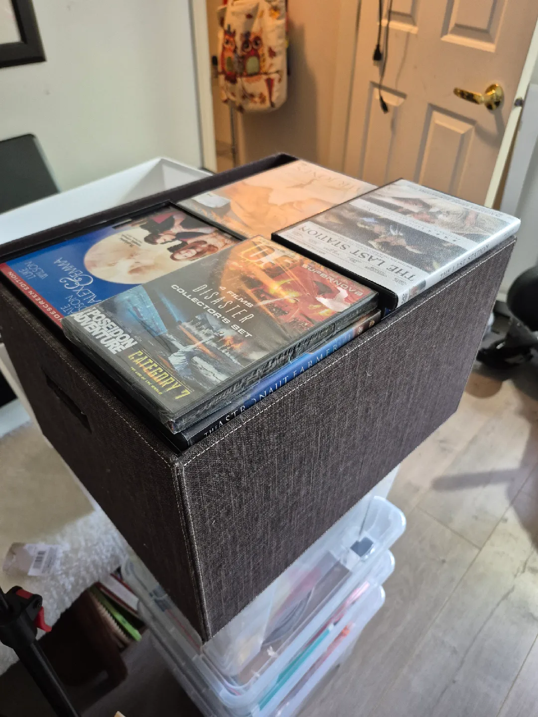 DVD Movies - Drama, Romance, Action image indicator(3)