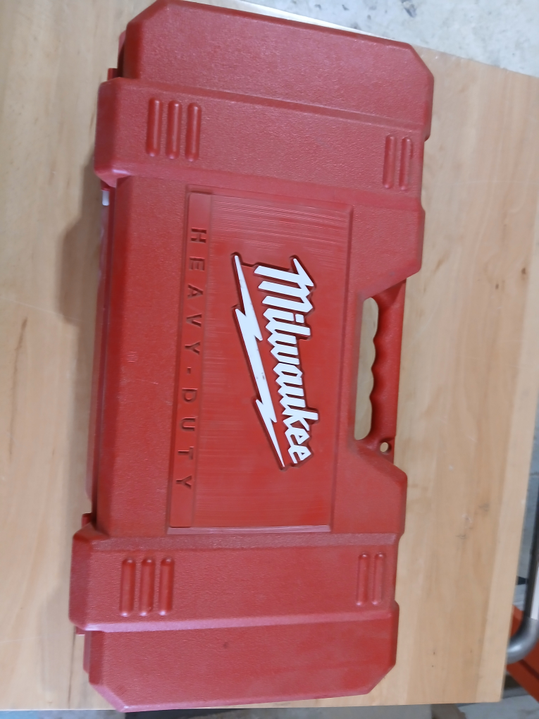 Milwaukee Heavy-Duty Sawzall with Case