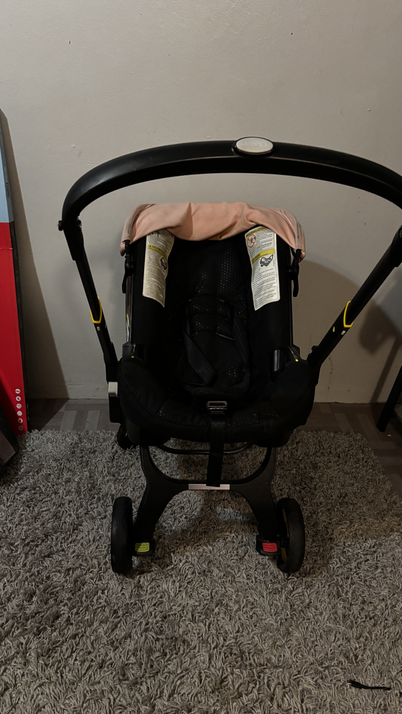 Doona Infant Car Seat/Stroller - Pink - photo 4