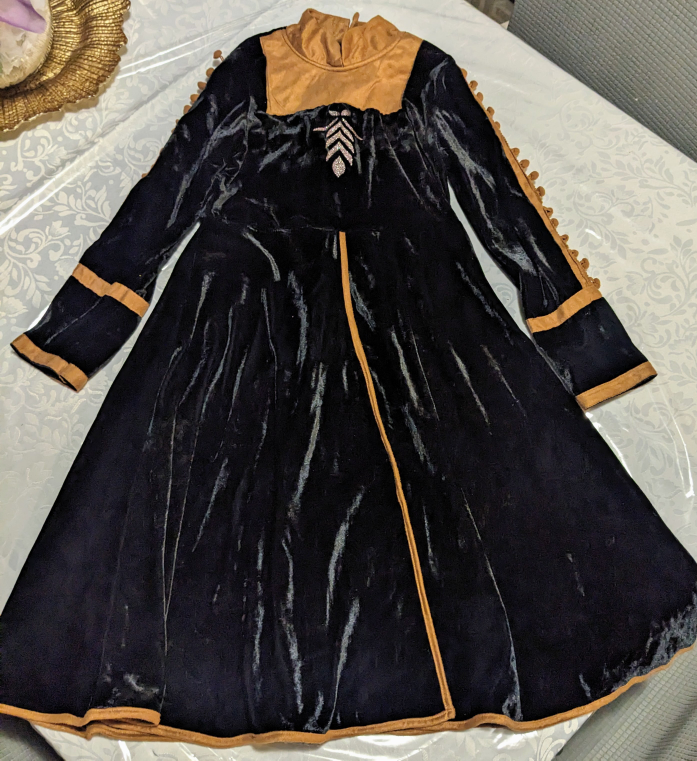 Anna Costume Dress with Cape - photo 2