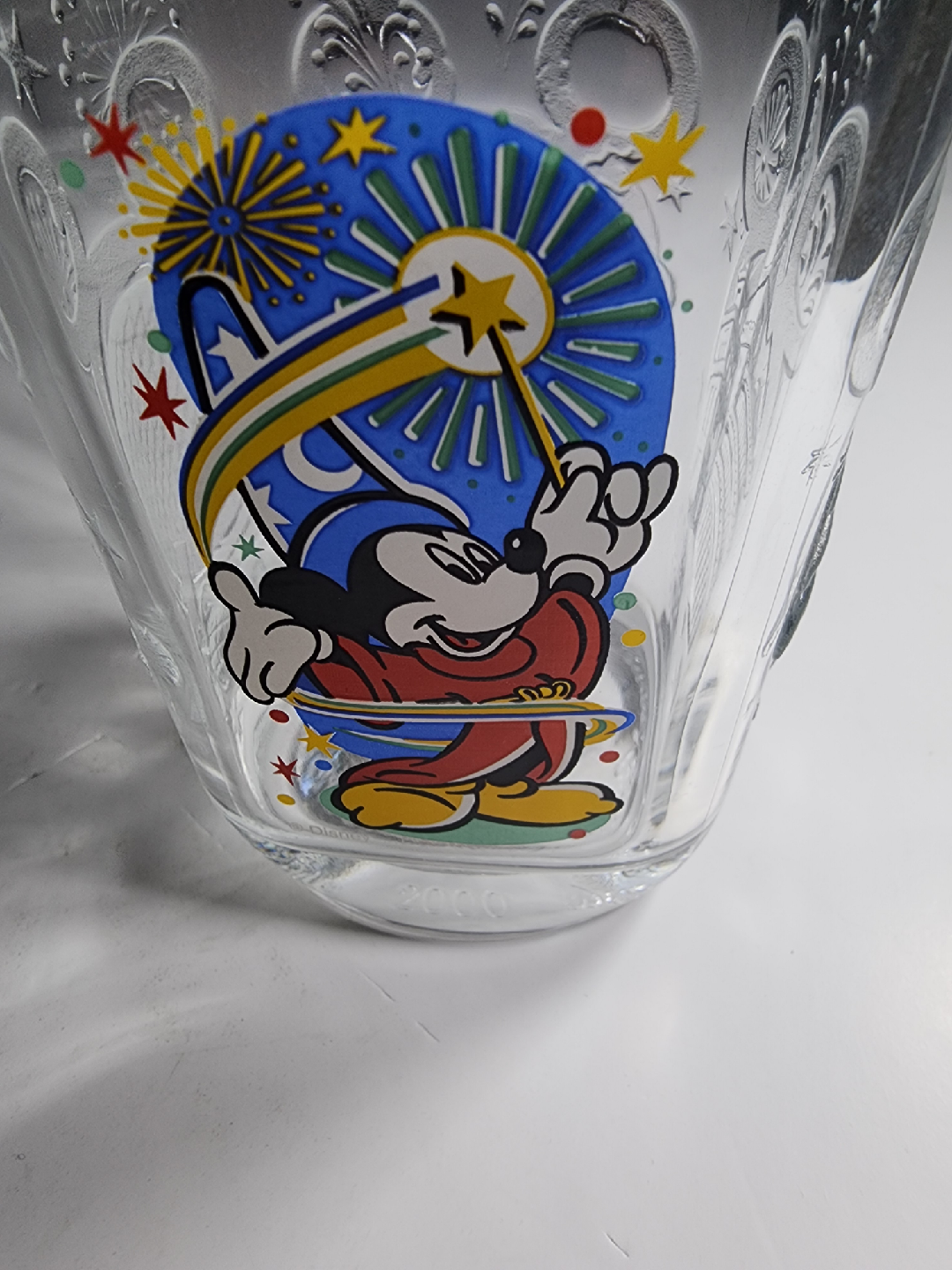 Disney Mickey Mouse 2000 Glass