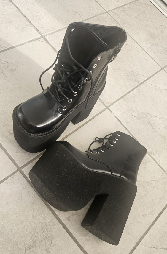 Black Chunky Platform Boots - photo 3