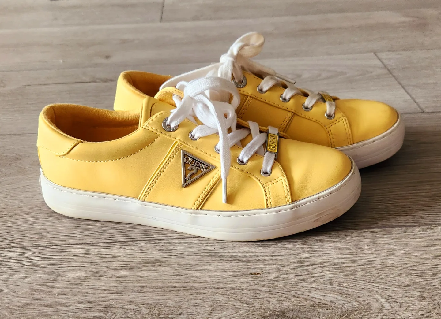 Guess Yellow Sneakers thumbnail