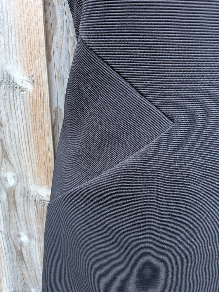 Little Black Dress image indicator(6)