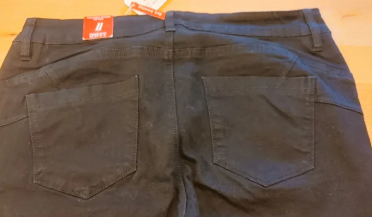 DD77 Black Skinny Leg Jeans - Size 11 image indicator(9)