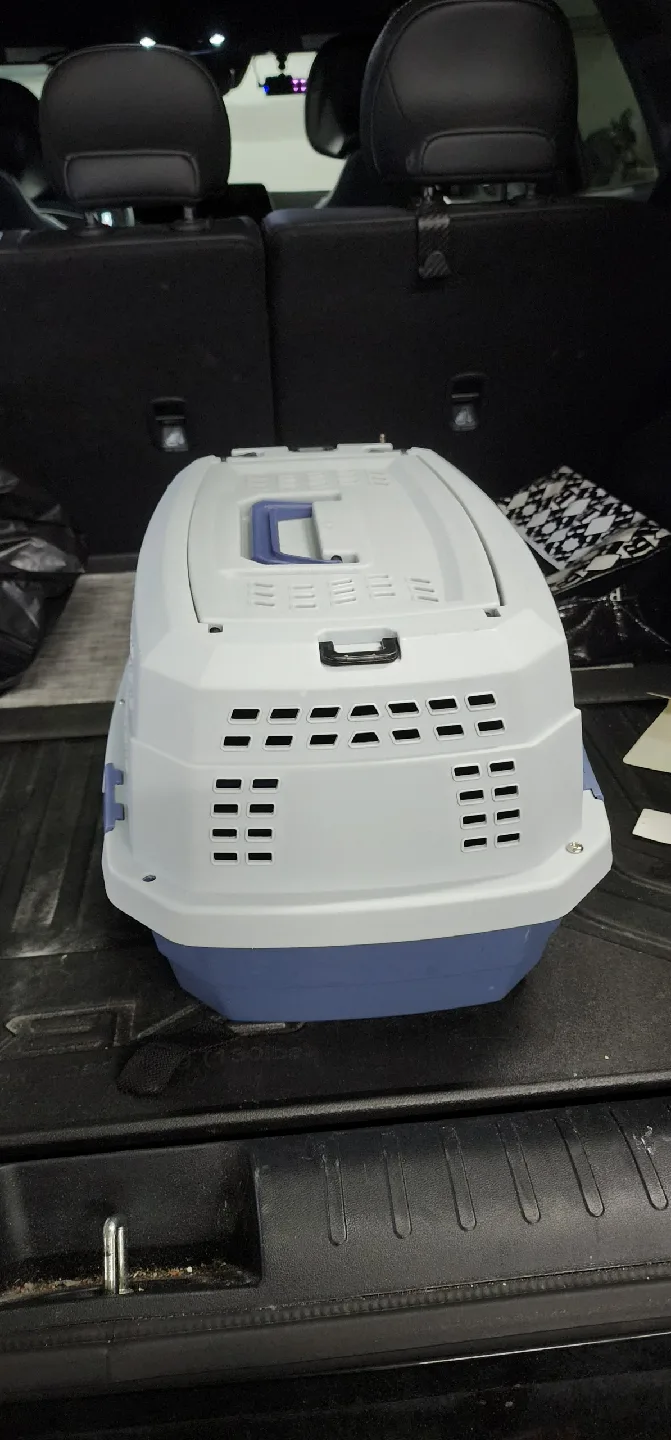 Tucker Murphy Pet 2-Door Pet Carrier image indicator(2)