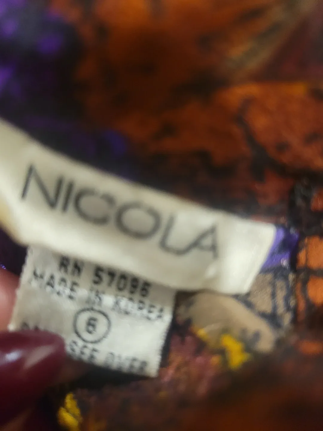 Women's size 6 top image indicator(7)