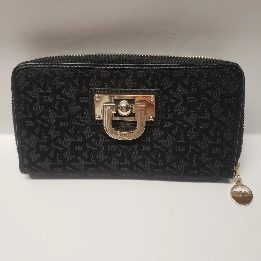 DKNY Black Wallet - Brand New Never Used
