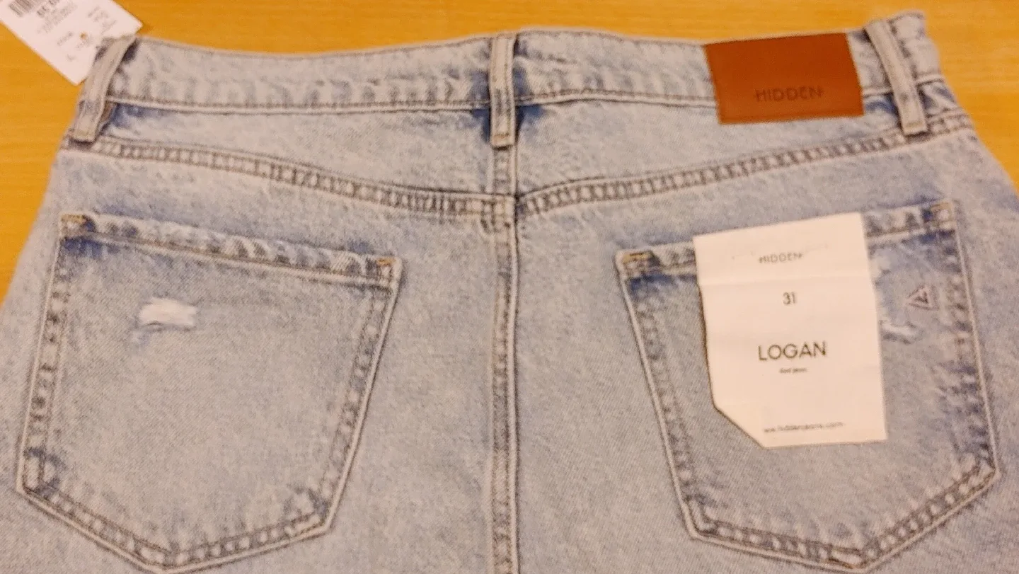 Womens Hidden distressed jeans image indicator(6)